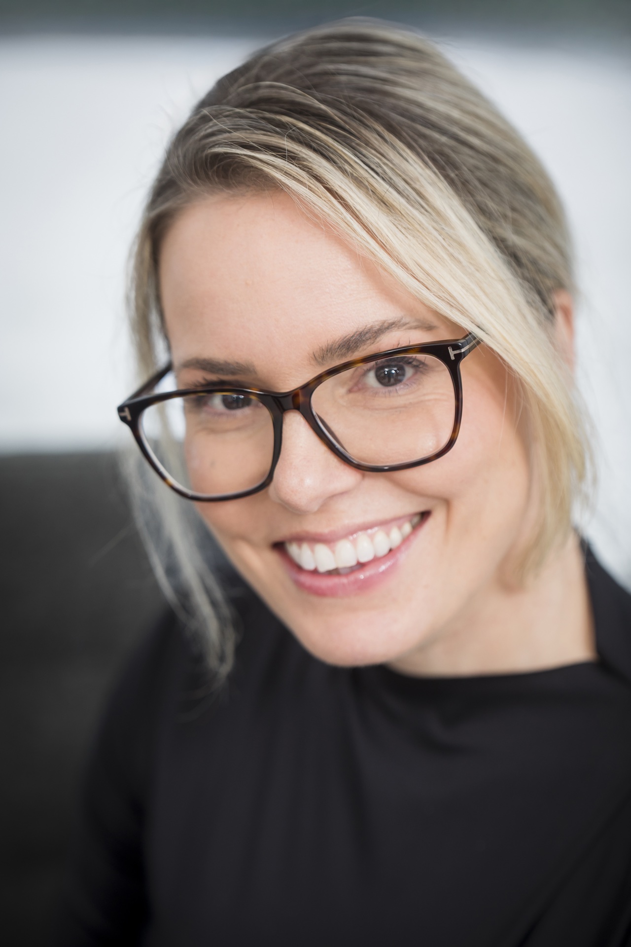 Dr. Vanessa Charland